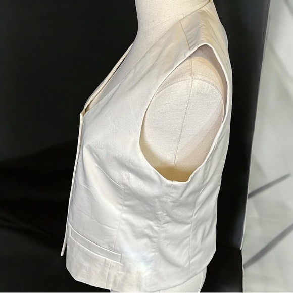 NWT Banana Republic ‘Modern Cotton Twill Vest’ in “Transition Cream” Size 8 - Picture 6 of 16